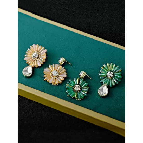 Original Vintage Asymmetric Floral Earrings Accessories