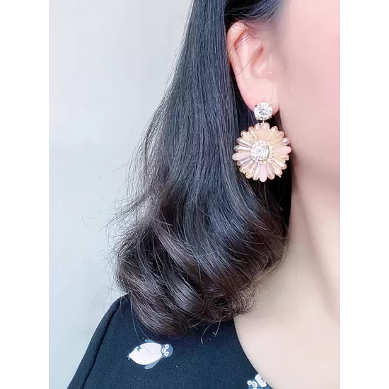 Original Vintage Asymmetric Floral Earrings Accessories