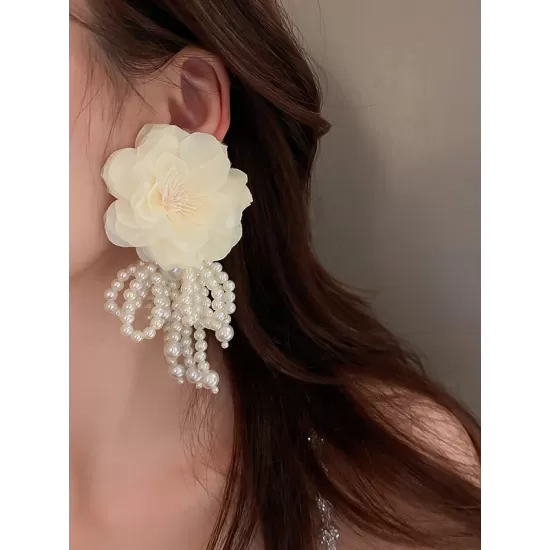 Flower-Embellished Imitation Pearl  Tasseled Earrings Accessories