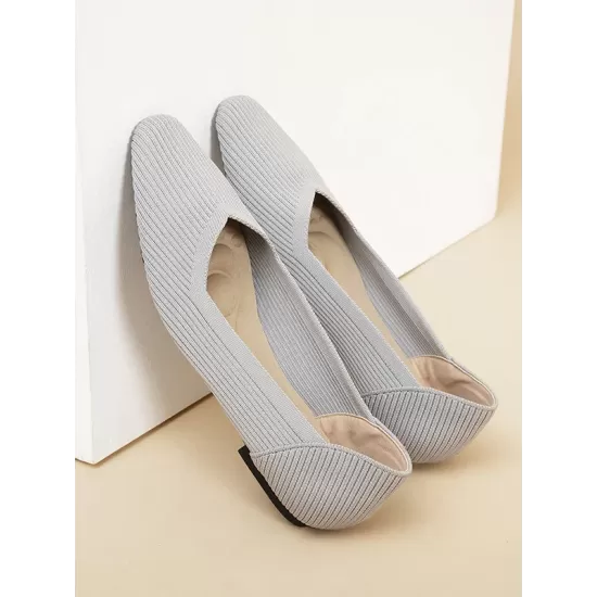 Solid Color Split-Joint Square-Toe V-Cut Flat Shoes