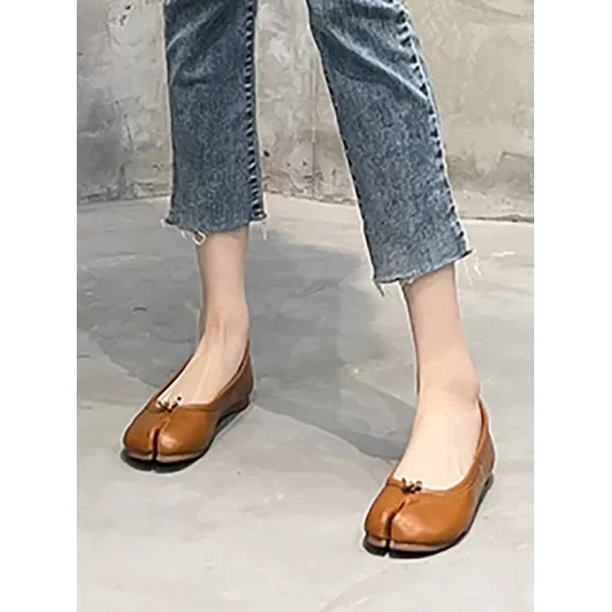 Cloven Round Cut Shallow Cut Flats