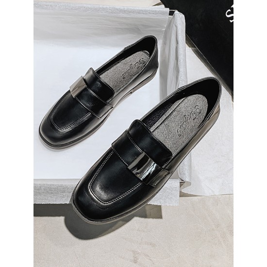 Shallow Cut Square-Toe Loafers