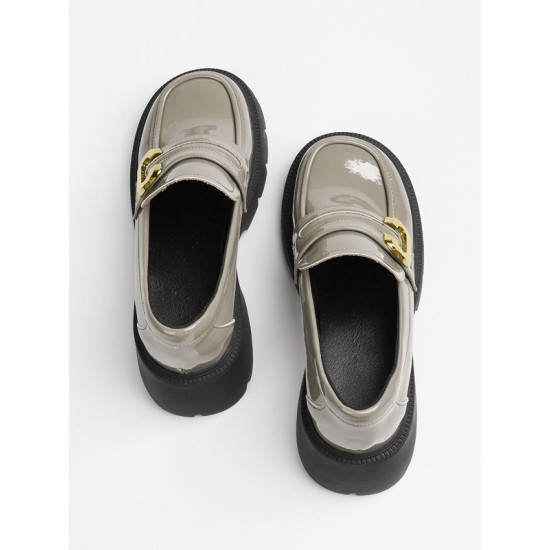 Round-Toe Split-Joint Loafers