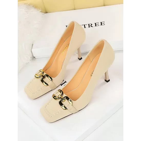 Shallow Cut Split-Joint Square-Toe Pumps