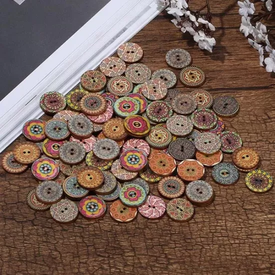 About 100Pcs Multi-Color Wooden Round Sewing Buttons For DIY Craft Decoration