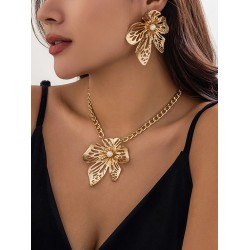 Chains Flower Shape Hollow Pleated Three Pieces Dainty Necklace + Earrings Accessories