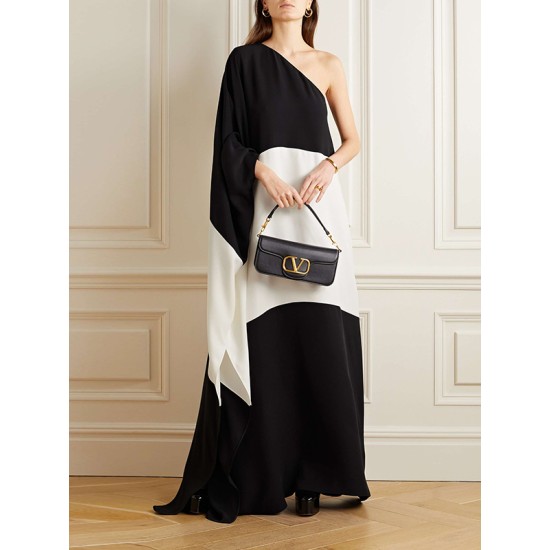 Batwing Sleeves Contrast Color Split-Side One-Shoulder Maxi Dresses