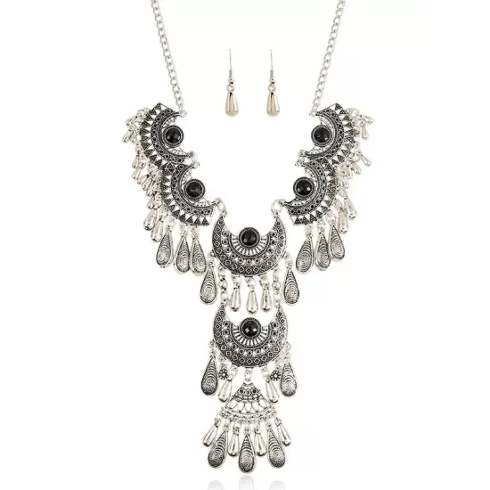 Retro Hollow Necklace Earrings Set