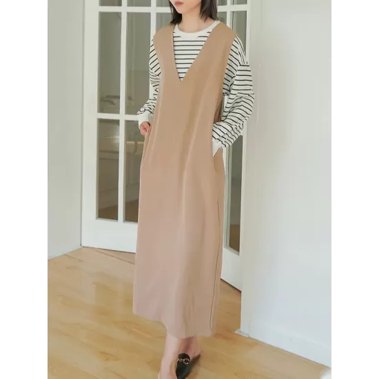 Casual A-Line Sleeveless Solid Color V-Neck Midi Dresses