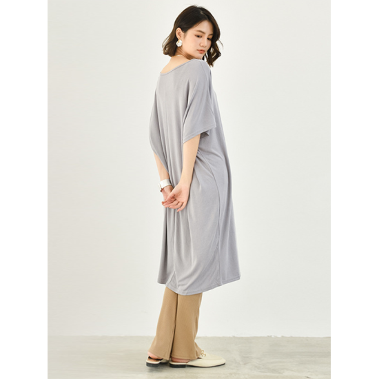 Casual Batwing Half Sleeves Solid Color Round-Neck Midi Dresses