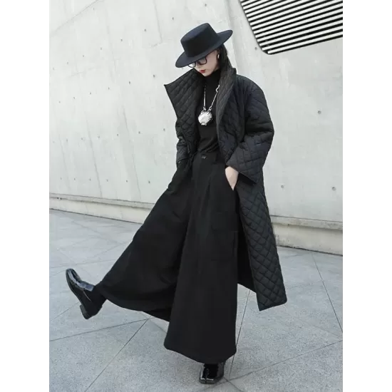 Black Rhombic Split-Side High Collar Long Coat