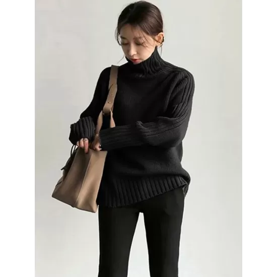 Simple Turtleneck Sweater