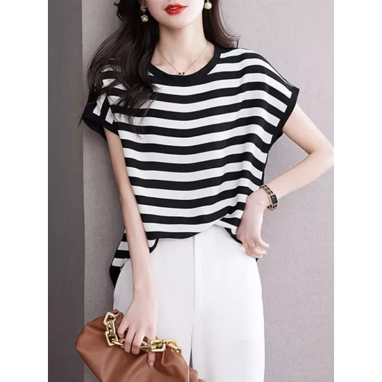 Contrast Color Striped Loose Plus Size Round-Neck T-Shirts